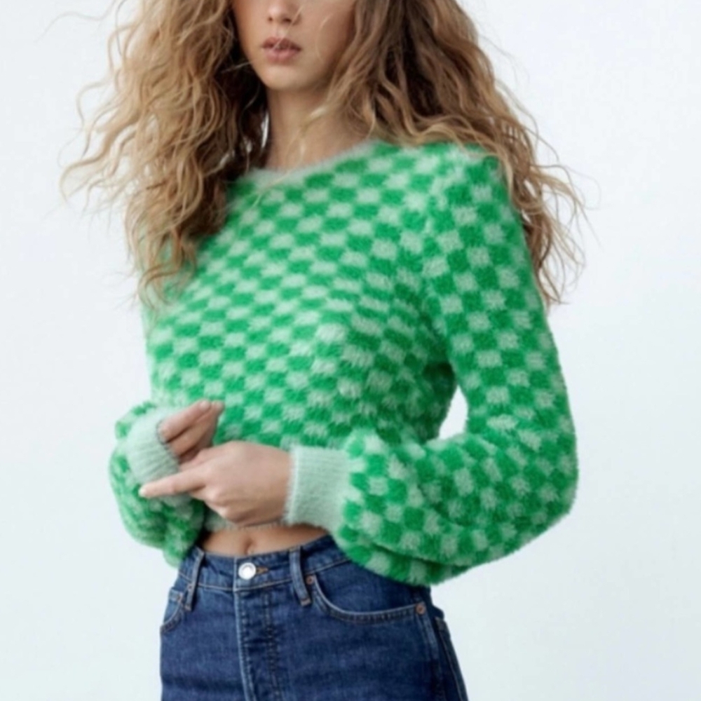 Zara Dark and Light Green Checkered Knit Fuzzy Long Sleeve Cropped Sweater Sz M